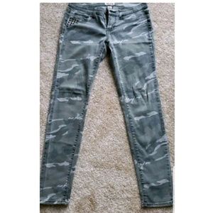 Mudd camouflage camo skinny jeans
